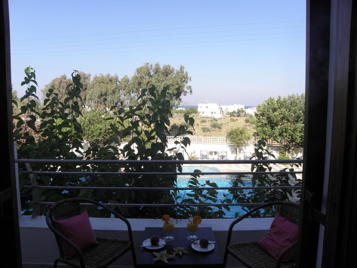 Areti Hotel Kamári Cameră foto